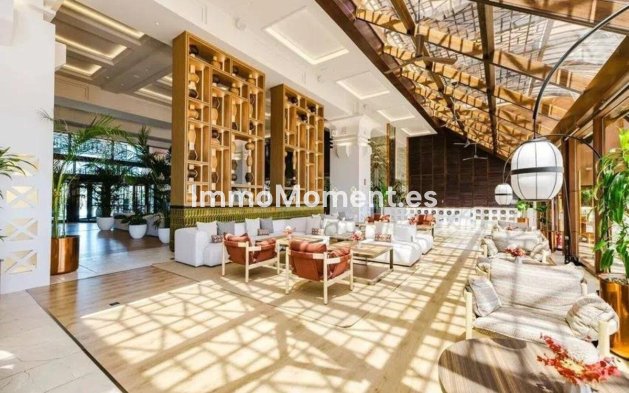 Revente - Appartement - Estepona  - Estepona Centro