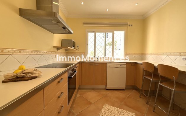 Wiederverkauf - Freistehende Villa - Marbella - San Pedro de Alcántara