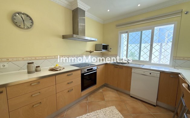 Wiederverkauf - Freistehende Villa - Marbella - San Pedro de Alcántara