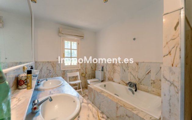 Reventa - Casa de campo - Estepona  - Cancelada