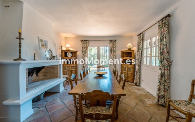 Reventa - Casa de campo - Estepona  - Cancelada