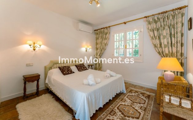 Reventa - Casa de campo - Estepona  - Cancelada