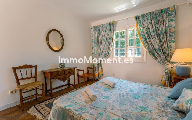 Reventa - Casa de campo - Estepona  - Cancelada