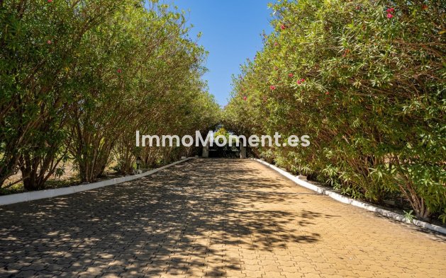 Reventa - Casa de campo - Estepona  - Cancelada