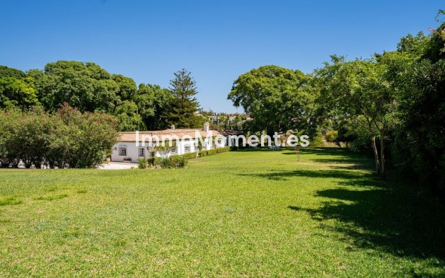 Reventa - Casa de campo - Estepona  - Cancelada