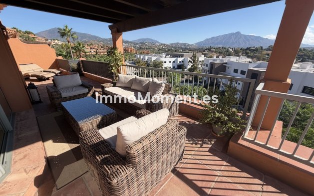 Revente - Appartement - Estepona  - Atalaya