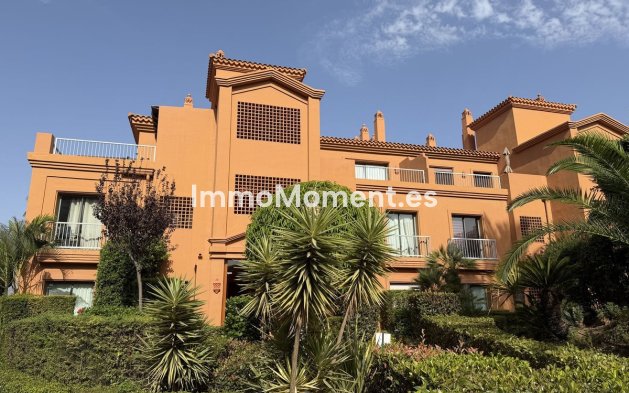 Revente - Appartement - Estepona  - Atalaya