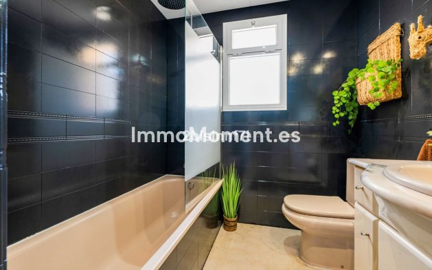 Wiederverkauf - Wohnung - Marbella - Nueva Andalucía