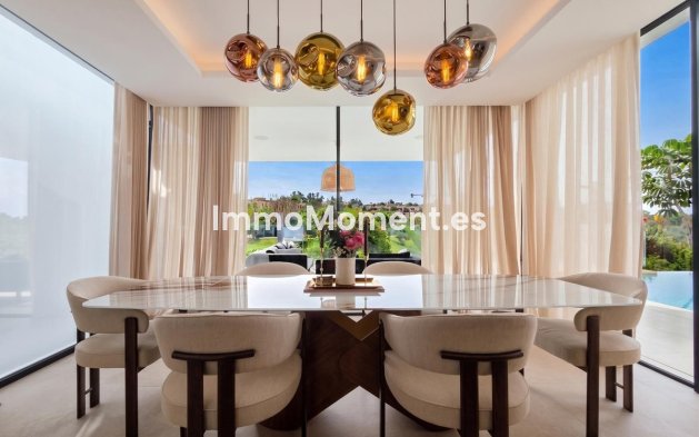 Bestaande woning - Vrijstaande villa - Estepona  - New Golden Mile