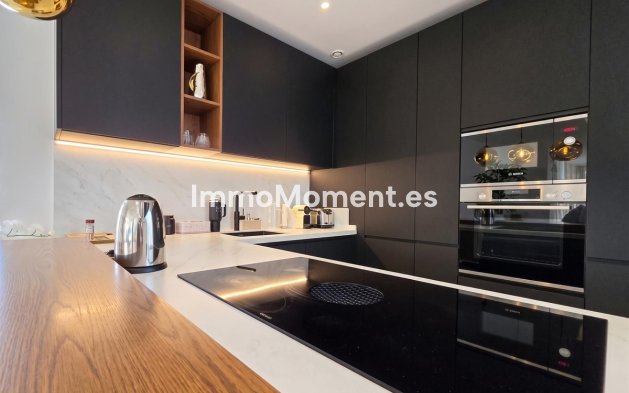 Bestaande woning - Vrijstaande villa - Estepona  - New Golden Mile