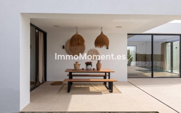 Bestaande woning - Vrijstaande villa - Estepona  - New Golden Mile