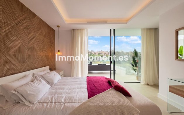 Bestaande woning - Vrijstaande villa - Estepona  - New Golden Mile