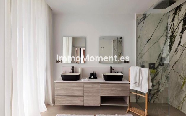 Bestaande woning - Vrijstaande villa - Estepona  - New Golden Mile