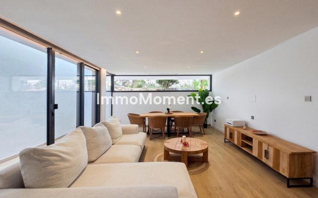 Bestaande woning - Vrijstaande villa - Estepona  - New Golden Mile