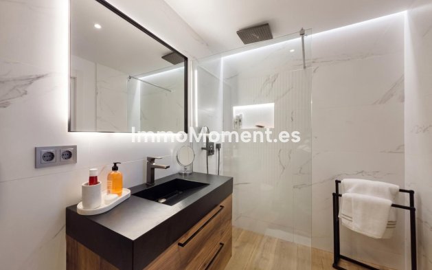 Bestaande woning - Vrijstaande villa - Estepona  - New Golden Mile