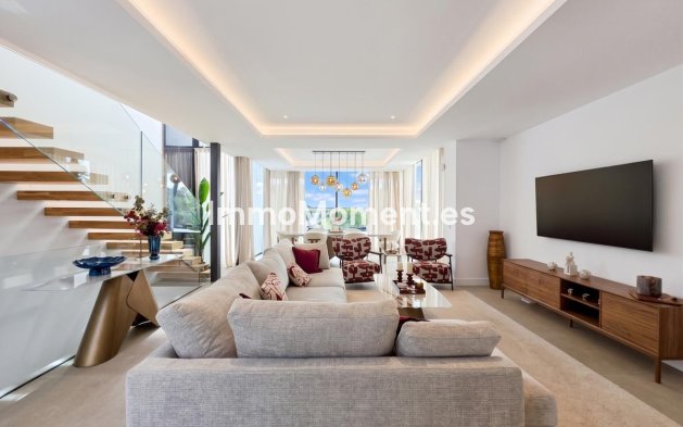 Bestaande woning - Vrijstaande villa - Estepona  - New Golden Mile