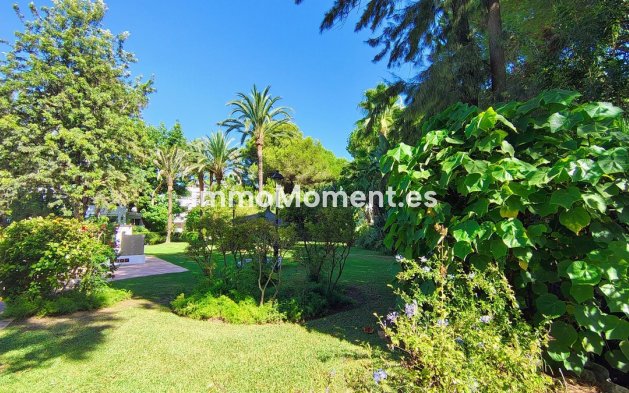 Wiederverkauf - Wohnung - Marbella - Guadalmina Baja