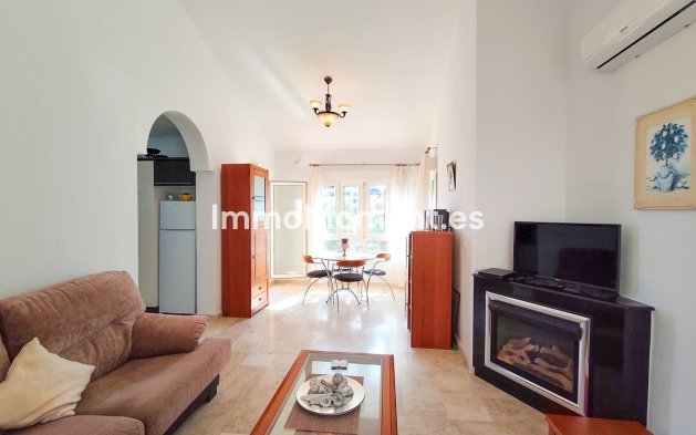 Wiederverkauf - Freistehende Villa - Orihuela Costa - Villamartín
