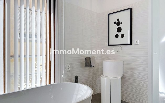 Revente - Maison mitoyenne - Málaga - Málaga Centro