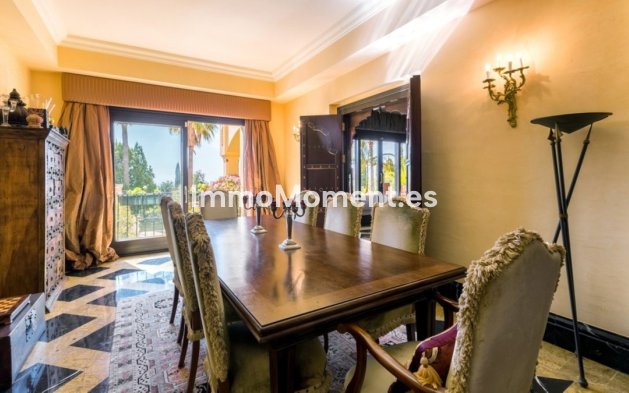Resale - Detached villa - Marbella - Sierra Blanca