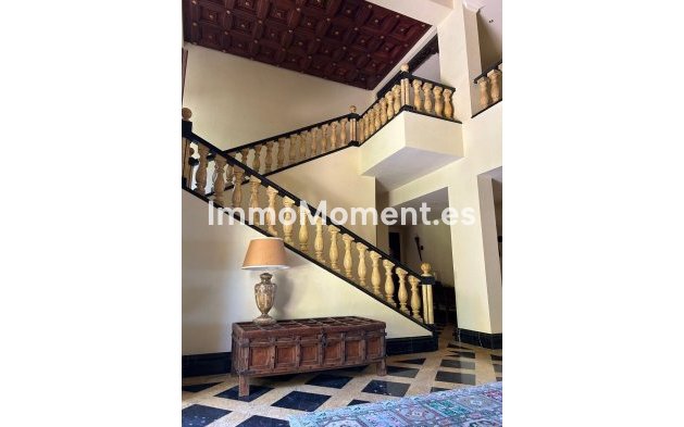 Resale - Detached villa - Marbella - Sierra Blanca
