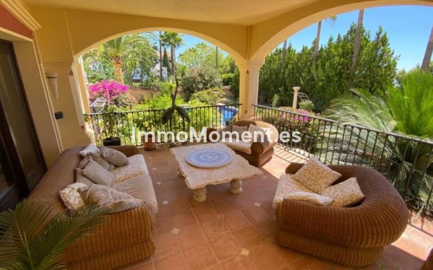 Resale - Detached villa - Marbella - Sierra Blanca