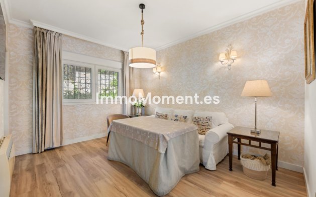 Revente - Villa individuelle - Estepona  - Estepona Centro