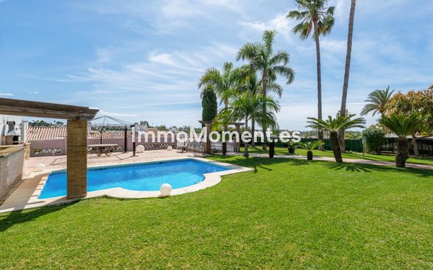 Revente - Villa individuelle - Estepona  - Estepona Centro