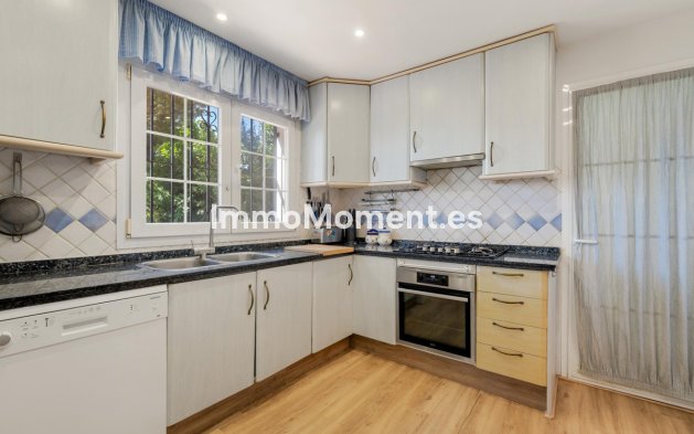 Revente - Villa individuelle - Estepona  - Estepona Centro
