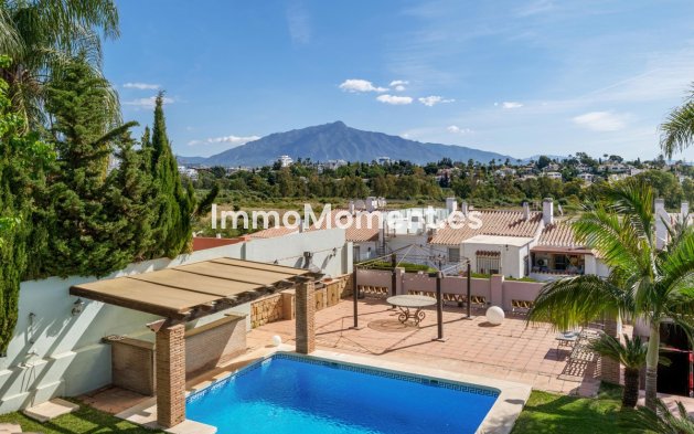 Revente - Villa individuelle - Estepona  - Estepona Centro