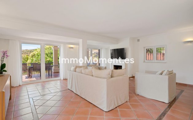 Wiederverkauf - Freistehende Villa - Estepona  - Valle Romano