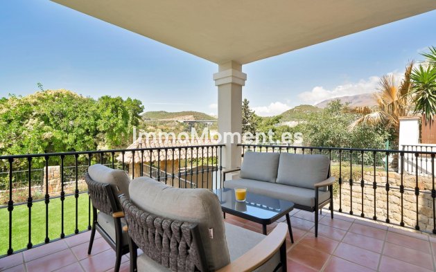 Wiederverkauf - Freistehende Villa - Estepona  - Valle Romano