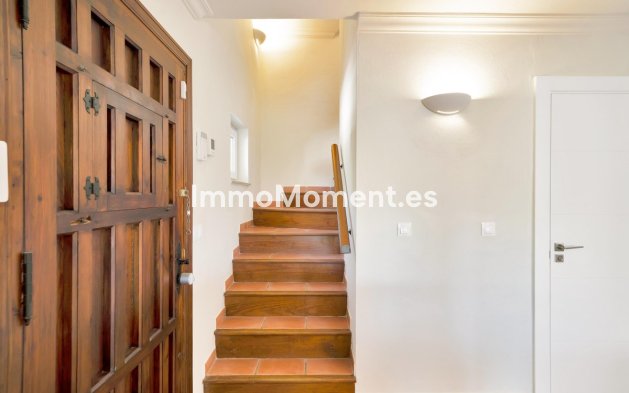 Wiederverkauf - Freistehende Villa - Estepona  - Valle Romano