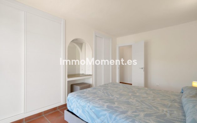 Wiederverkauf - Freistehende Villa - Estepona  - Valle Romano
