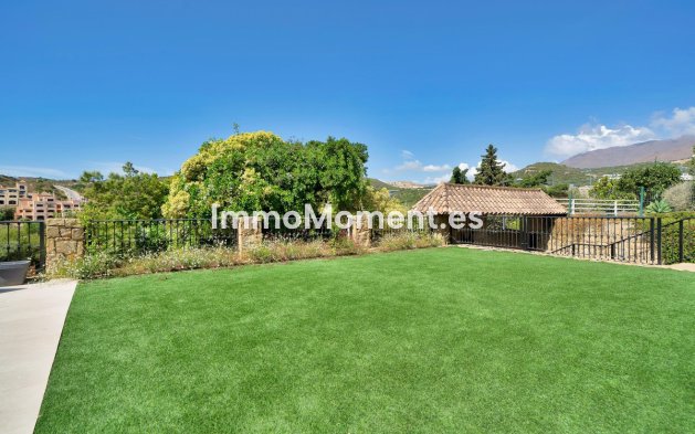 Wiederverkauf - Freistehende Villa - Estepona  - Valle Romano