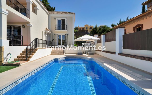 Wiederverkauf - Freistehende Villa - Estepona  - Valle Romano