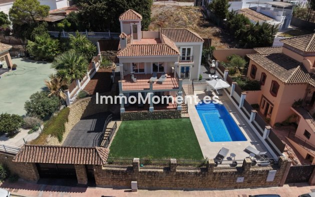 Wiederverkauf - Freistehende Villa - Estepona  - Valle Romano
