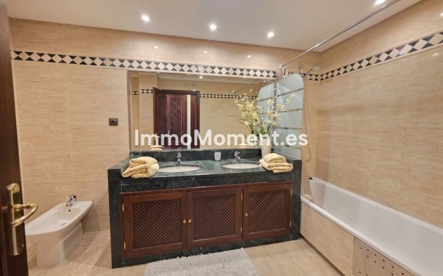 Wiederverkauf - Wohnung - Marbella - La Mairena