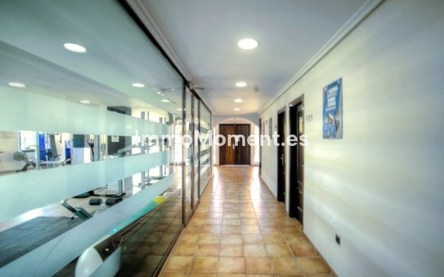 Wiederverkauf - Wohnung - Marbella - La Mairena