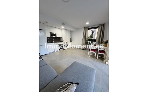 Reventa - Apartamento - Estepona  - Estepona Centro