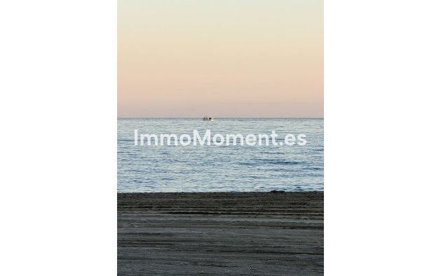 Reventa - Apartamento - Estepona  - Estepona Centro