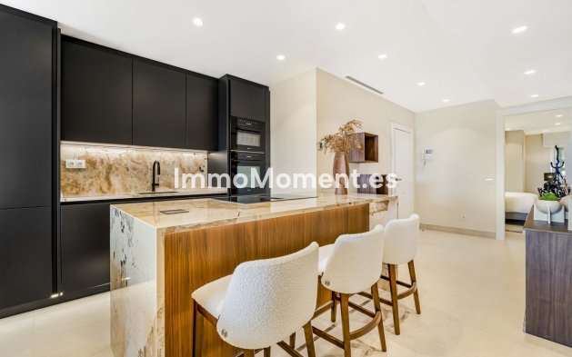 Wiederverkauf - Wohnung - Estepona  - Estepona Centro