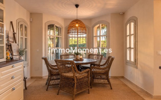 Wiederverkauf - Freistehende Villa - Marbella - Marbella Centro