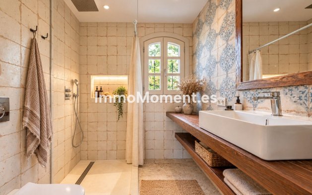 Wiederverkauf - Freistehende Villa - Marbella - Marbella Centro