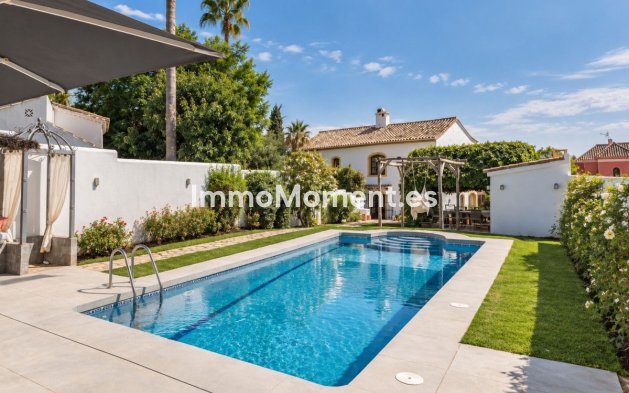 Wiederverkauf - Freistehende Villa - Marbella - Marbella Centro