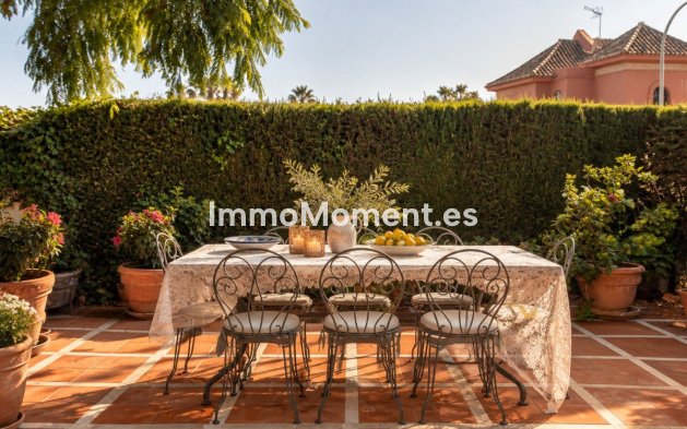Wiederverkauf - Freistehende Villa - Marbella - Marbella Centro