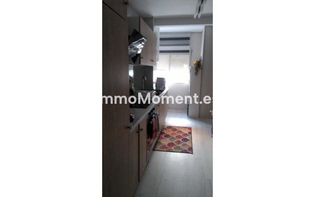 Resale - Apartment - Fuengirola - Fuengirola Centro