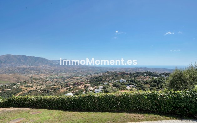 Wiederverkauf - Freistehende Villa - Marbella - La Mairena