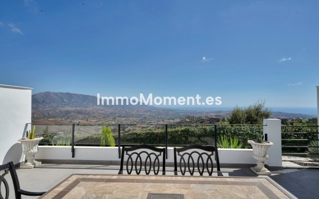 Wiederverkauf - Freistehende Villa - Marbella - La Mairena