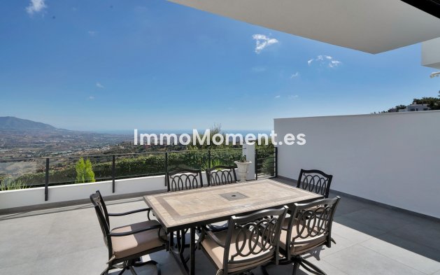 Wiederverkauf - Freistehende Villa - Marbella - La Mairena
